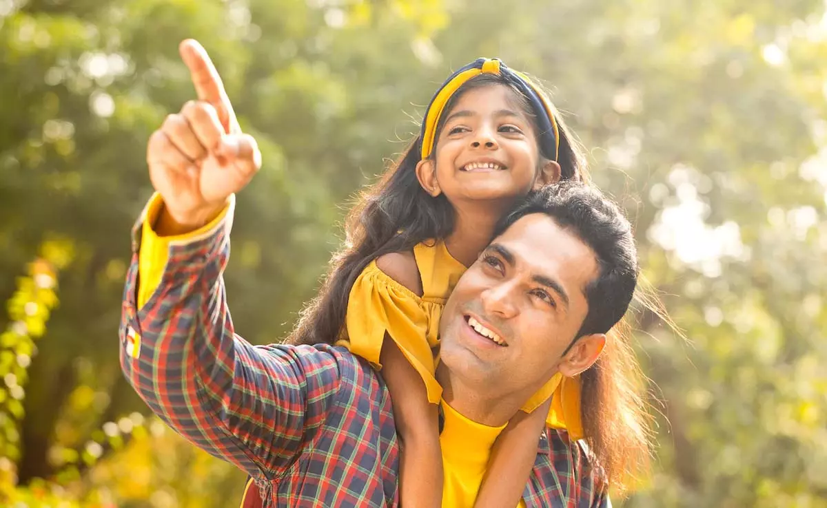 Parenting Tips : बच्चों में डालें 10 मॉर्निंग हैबिट्स Parenting Tips : बच्चों में डालें 10 मॉर्निंग हैबिट्स