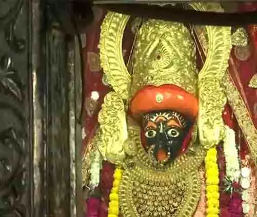 महामाया देवी मंदिर में भक्तों ने की पूजा-अर्चना महामाया देवी मंदिर में भक्तों ने की पूजा-अर्चना