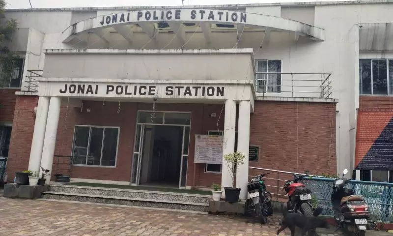 Assam: पुलिस लॉकअप में आरोपी मृत मिला, जांच की मांग Assam: पुलिस लॉकअप में आरोपी मृत मिला, जांच की मांग