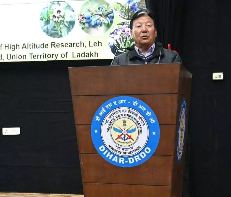 Ladakh कार्यशाला में विशेषज्ञों ने हिमालयी औषधीय पौधों के महत्व पर चर्चा की Ladakh कार्यशाला में विशेषज्ञों ने हिमालयी औषधीय पौधों के महत्व पर चर्चा की