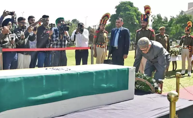 सेना को लद्दाख भेजने से जम्मू में सुरक्षा व्यवस्था कमजोर हुई: CM Omar सेना को लद्दाख भेजने से जम्मू में सुरक्षा व्यवस्था कमजोर हुई: CM Omar