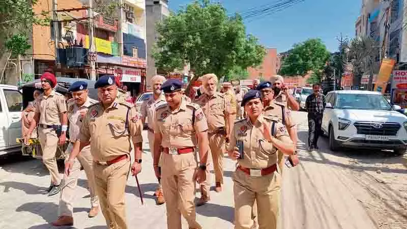 Jalandhar: तलाशी अभियान में हेरोइन और नशीले पदार्थों के साथ 14 लोग गिरफ्तार Jalandhar: तलाशी अभियान में हेरोइन और नशीले पदार्थों के साथ 14 लोग गिरफ्तार
