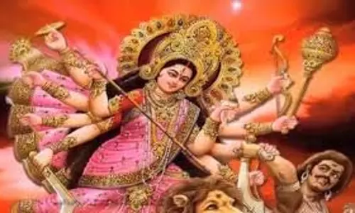 Chaitra Navratri 2025: नौ दिनों में चमकेगी किस्मत, देवी पूजन के दौरान पढ़ें ये आरती