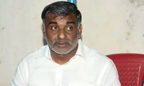 Tamil Nadu : पूर्व मंत्री के खिलाफ मुकदमा स्थगित Tamil Nadu : पूर्व मंत्री के खिलाफ मुकदमा स्थगित