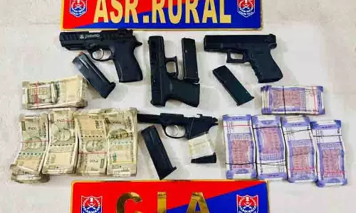 Amritsar में चार तस्कर गिरफ्तार, पिस्तौल और हवाला का पैसा बरामद