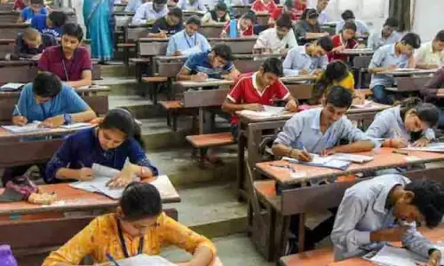 JEE मेन 2025: सत्र 2 परीक्षा के लिए हॉल टिकट अब उपलब्ध