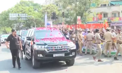 प्रधानमंत्री नरेंद्र मोदी ने RSS को जमकर सराहा, क्या कहा? देखें VIDEO