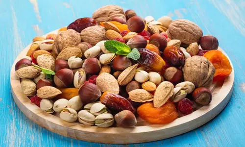 Healthy Life : 9 दिन के व्रत में एनर्जेटिक और फिट रहने के लिए करें इन चीजों का इस्तेमाल Healthy Life : 9 दिन के व्रत में एनर्जेटिक और फिट रहने के लिए करें इन चीजों का इस्तेमाल