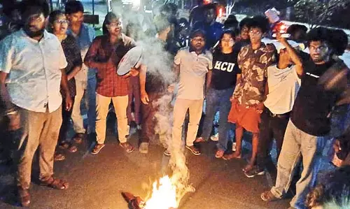 Telangana: भूमि नीलामी वापस ली जानी चाहिए Telangana: भूमि नीलामी वापस ली जानी चाहिए