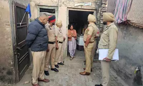 Ludhiana: असामाजिक तत्वों पर नजर रखने के लिए पुलिस ने चलाया तलाशी अभियान Ludhiana: असामाजिक तत्वों पर नजर रखने के लिए पुलिस ने चलाया तलाशी अभियान