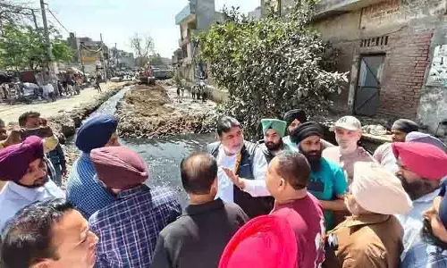 धरमपुरा नाले को 3 महीने के अंदर कवर किया जाएगा: Parashar धरमपुरा नाले को 3 महीने के अंदर कवर किया जाएगा: Parashar