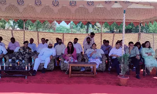 Sri Ganganagar: राजस्थानी लोक संस्कृति की झलक, लोक कलाकारों ने केसरिया बालम से सजाया मंच