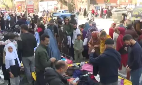EID UL Fitr 2025: भारत में जोरों पर हैं ईद की तैयारियां, ईदगाह और मस्जिद सजाए गए