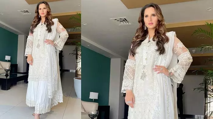 Fashion Tips: आज है नवरात्रि का दूसरा दिन, इस खास रंग के कपड़े पहनकर मां ब्रह्मचारिणी को करें प्रसन्न Fashion Tips: आज है नवरात्रि का दूसरा दिन, इस खास रंग के कपड़े पहनकर मां ब्रह्मचारिणी को करें प्रसन्न