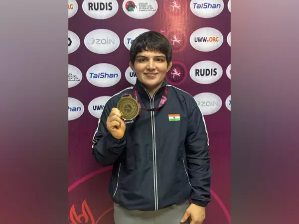 भारतीय पहलवानों ने एशियाई कुश्ती चैंपियनशिप में शानदार प्रदर्शन किया भारतीय पहलवानों ने एशियाई कुश्ती चैंपियनशिप में शानदार प्रदर्शन किया