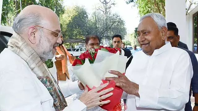 मैं फिर कभी भाजपा गठबंधन नहीं छोड़ूंगा! - अमित शाह की मौजूदगी में नीतीश कुमार ने दिया आश्वासन मैं फिर कभी भाजपा गठबंधन नहीं छोड़ूंगा! - अमित शाह की मौजूदगी में नीतीश कुमार ने दिया आश्वासन