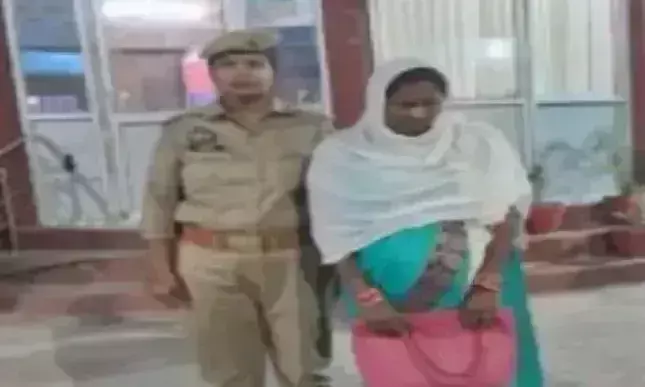 Azamgarh: कैदियों से मिलने आई एक महिला के पास से नशीली गोलियां बरामद Azamgarh: कैदियों से मिलने आई एक महिला के पास से नशीली गोलियां बरामद