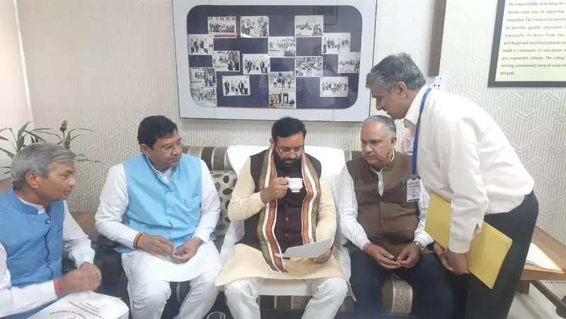 Haryana : राज्य में पुस्तकालयाध्यक्षों की तत्काल नियुक्ति के लिए एसोसिएशन Haryana : राज्य में पुस्तकालयाध्यक्षों की तत्काल नियुक्ति के लिए एसोसिएशन