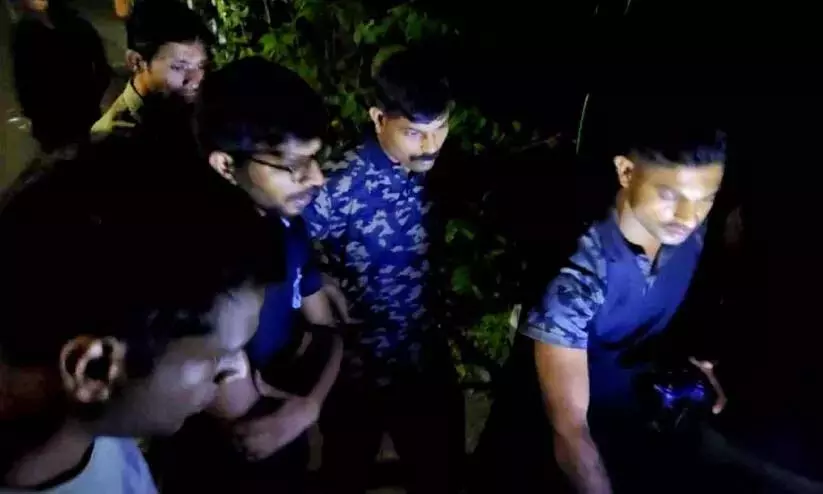 Kerala: थर्मल कैमरे से बाघ ढूंढने का प्रयास Kerala: थर्मल कैमरे से बाघ ढूंढने का प्रयास