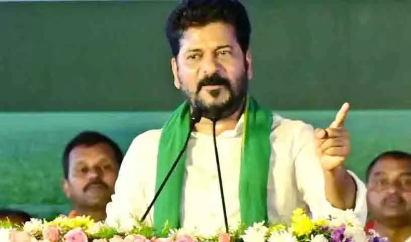 रेवंत ने Suryapet में सार्वजनिक वितरण योजना के तहत बढ़िया चावल का वितरण शुरू किया रेवंत ने Suryapet में सार्वजनिक वितरण योजना के तहत बढ़िया चावल का वितरण शुरू किया