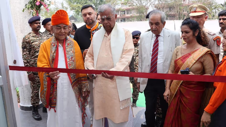 Nagaland के राज्यपाल ला गणेशन ने दीमापुर अंतर्राष्ट्रीय विश्वविद्यालय में केंद्रीय पुस्तकालय का उद्घाटन Nagaland के राज्यपाल ला गणेशन ने दीमापुर अंतर्राष्ट्रीय विश्वविद्यालय में केंद्रीय पुस्तकालय का उद्घाटन