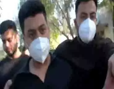नोएडा लेम्बोर्गिनी दुर्घटना: अदालत ने आरोपी को जमानत दी, घायल की हालत स्थिर नोएडा लेम्बोर्गिनी दुर्घटना: अदालत ने आरोपी को जमानत दी, घायल की हालत स्थिर