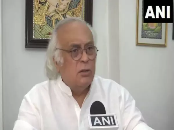 वक्फ विधेयक संविधान पर सीधा हमला है: कांग्रेस के Jairam Ramesh वक्फ विधेयक संविधान पर सीधा हमला है: कांग्रेस के Jairam Ramesh