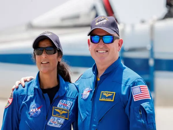 NASA के अंतरिक्ष यात्री विलियम्स, विल्मोर ने मस्क और ट्रम्प को दिया धन्यवाद NASA के अंतरिक्ष यात्री विलियम्स, विल्मोर ने मस्क और ट्रम्प को दिया धन्यवाद