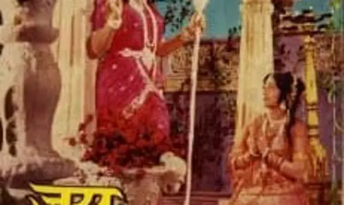 जय संतोषी मां : थिएटर में चप्पल उतारकर जाते थे दर्शक, स्क्रीन पर उछालते थे सिक्के जय संतोषी मां : थिएटर में चप्पल उतारकर जाते थे दर्शक, स्क्रीन पर उछालते थे सिक्के