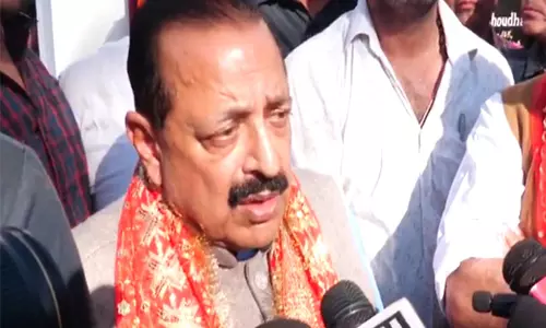 जम्मू-श्रीनगर वंदे भारत सेवा कटरा से शुरू होगी: Jitendra Singh जम्मू-श्रीनगर वंदे भारत सेवा कटरा से शुरू होगी: Jitendra Singh