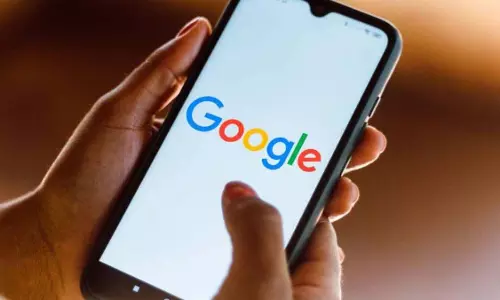 Google Alerts : एंड्रॉइड यूजर्स, इन गलतियों से हो सकता है नुकसान Google Alerts : एंड्रॉइड यूजर्स, इन गलतियों से हो सकता है नुकसान