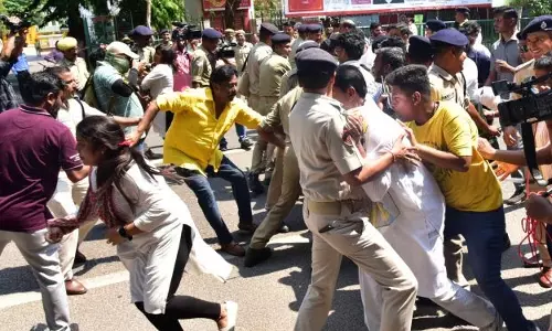 ओडिशा कांग्रेस आंदोलन में पुलिसकर्मियों पर हमले के आरोप में एक और गिरफ्तारी