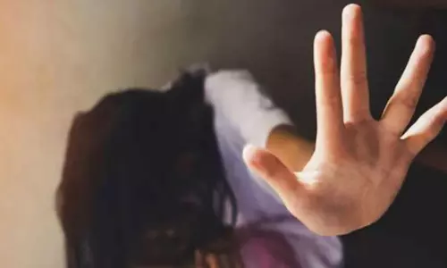 Bareilly: चलती कार में गैंगरेप और फायरिंग का दावा, पुलिस जांच में जुटी