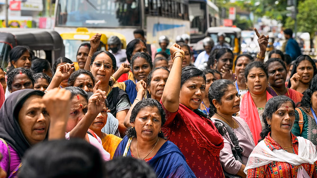 ASHA कार्यकर्ताओं ने विरोध को नए चरम पर पहुंचाया