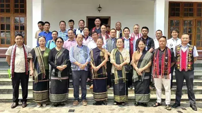 Nagaland :  टेनीमी यूनियन ने अनुकरणीय नेतृत्व के लिए डॉ. रियो को सम्मानित किया