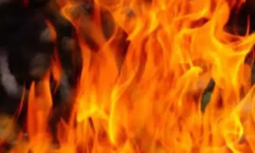 Muradnagar: सहबिस्वा कॉलोनी में पूजा के दीये से घर में लगी आग