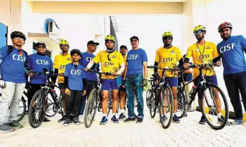 ग्यारह राज्यों से होकर यात्रा ; साइकिल रैली बेकल किले तक पहुंची ग्यारह राज्यों से होकर यात्रा ; साइकिल रैली बेकल किले तक पहुंची