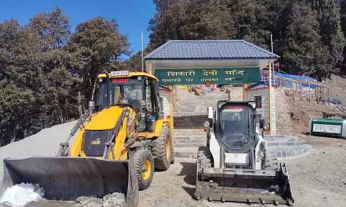 Himachal: शिकारी देवी मंदिर की सड़क बहाल
