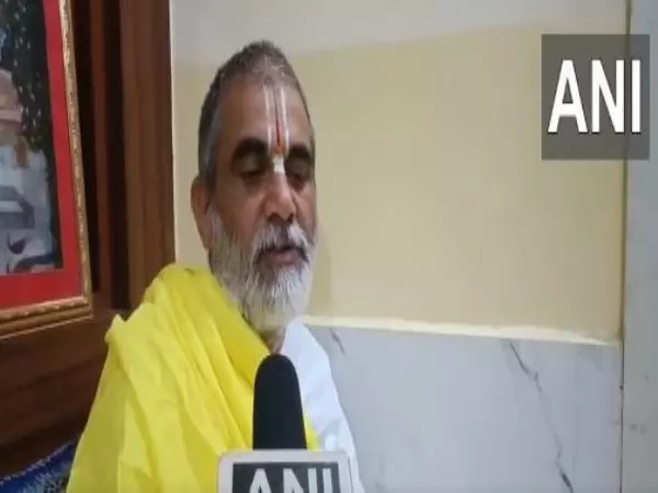 रामायणी कुटी आश्रम के महंत ने MP में 19 धार्मिक स्थलों पर शराबबंदी पर कहा- अच्छा निर्णय... रामायणी कुटी आश्रम के महंत ने MP में 19 धार्मिक स्थलों पर शराबबंदी पर कहा- अच्छा निर्णय...