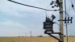 MP : 3 दिन से परेशान थे ग्रामीण फिर हुआ चमत्कार MP : 3 दिन से परेशान थे ग्रामीण फिर हुआ चमत्कार