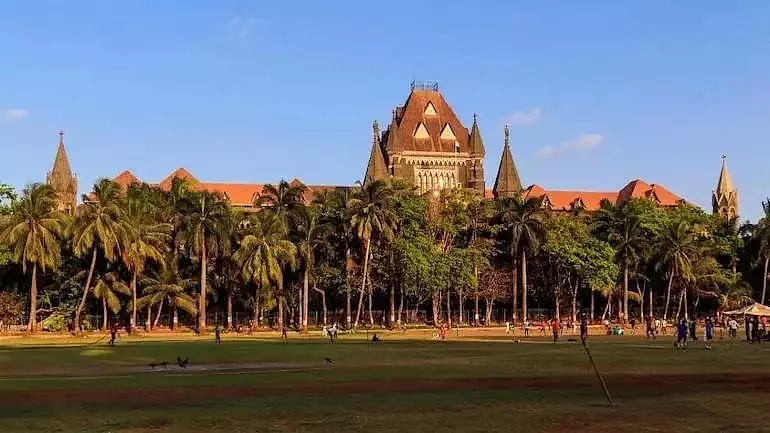 बॉम्बे HC ने वैवाहिक घर से बेदखली के खिलाफ हीरा दलाल की याचिका खारिज की बॉम्बे HC ने वैवाहिक घर से बेदखली के खिलाफ हीरा दलाल की याचिका खारिज की