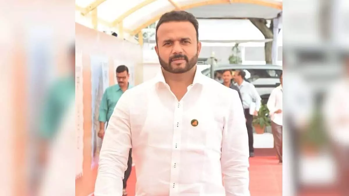 Maharashtra: भाजपा नेता जयकुमार गोरे ने कहा, पवार के सामने कभी नहीं झुकेंगे Maharashtra: भाजपा नेता जयकुमार गोरे ने कहा, पवार के सामने कभी नहीं झुकेंगे