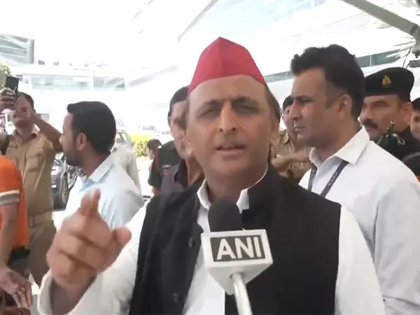 Akhilesh Yadav ने वक्फ संशोधन विधेयक का विरोध किया Akhilesh Yadav ने वक्फ संशोधन विधेयक का विरोध किया