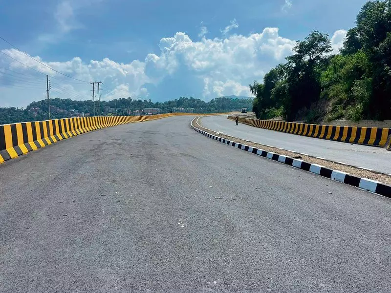 Haryana : रोहतक जिले में राष्ट्रीय राजमार्गों के निकट 5 ट्रॉमा सेंटर बनेंगे Haryana : रोहतक जिले में राष्ट्रीय राजमार्गों के निकट 5 ट्रॉमा सेंटर बनेंगे