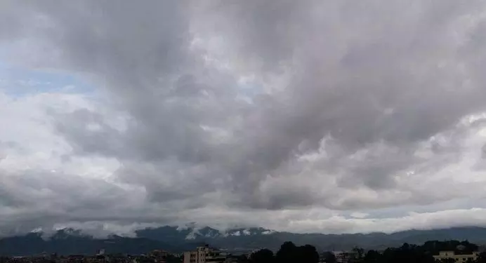 ओडिशा में हल्की बारिश, गरज के साथ छींटे पड़ने का अनुमान: आईएमडी ओडिशा में हल्की बारिश, गरज के साथ छींटे पड़ने का अनुमान: आईएमडी