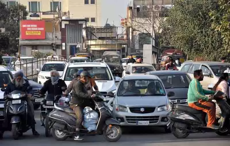 Punjab: राज्य के विकास आंकड़ों में सेवा क्षेत्र सबसे आगे Punjab: राज्य के विकास आंकड़ों में सेवा क्षेत्र सबसे आगे