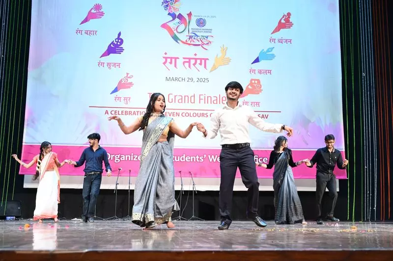 Haryana : रंग तरंग में हरियाणवी संस्कृति का बोलबाला Haryana : रंग तरंग में हरियाणवी संस्कृति का बोलबाला