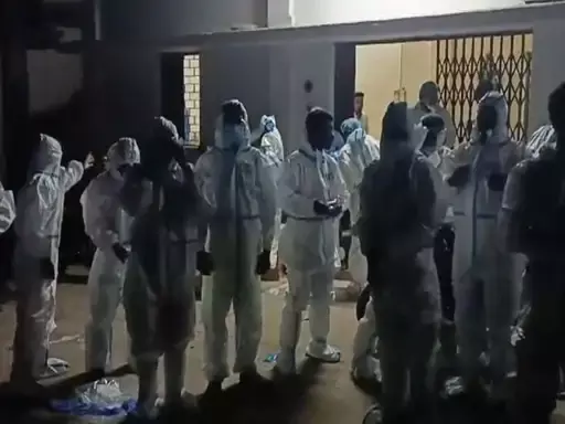 मुर्गियों में बर्ड फ्लू की पुष्टि, 19 हजार अंडे और 10 हजार चूजे नष्ट किए गए मुर्गियों में बर्ड फ्लू की पुष्टि, 19 हजार अंडे और 10 हजार चूजे नष्ट किए गए