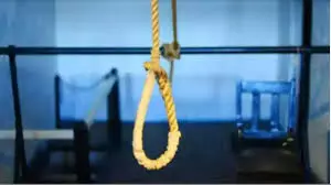 Loni: गिरी मार्केट कॉलोनी में महिला का शव फंदे पर लटका मिला Loni: गिरी मार्केट कॉलोनी में महिला का शव फंदे पर लटका मिला