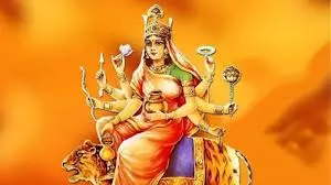 मां दुर्गा के चौथे रूप देवी Kushmanda का पूजन, यहां जानिए स्तुति मंत्र मां दुर्गा के चौथे रूप देवी Kushmanda का पूजन, यहां जानिए स्तुति मंत्र